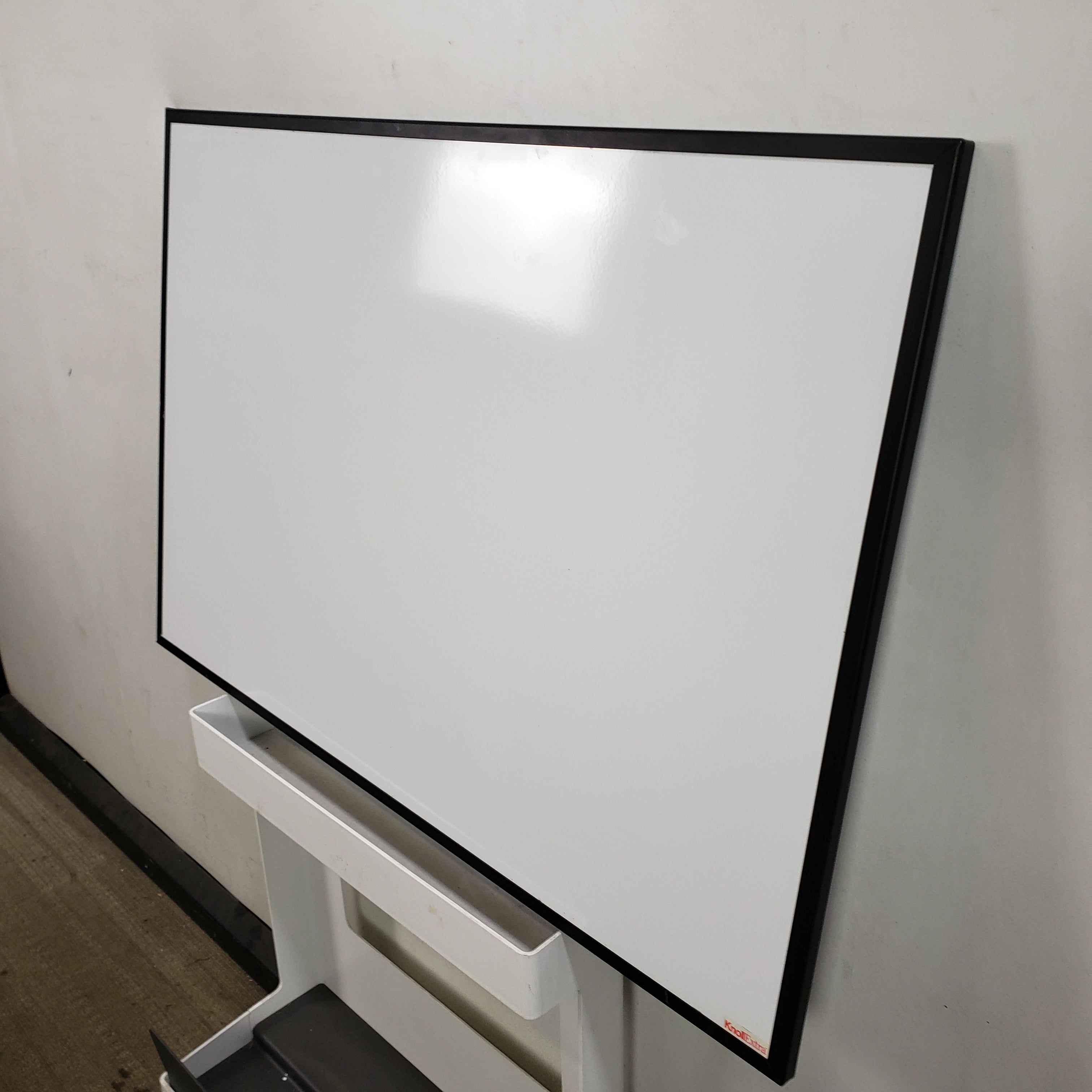 Knoll Whiteboard / Dry Erase (#5025)